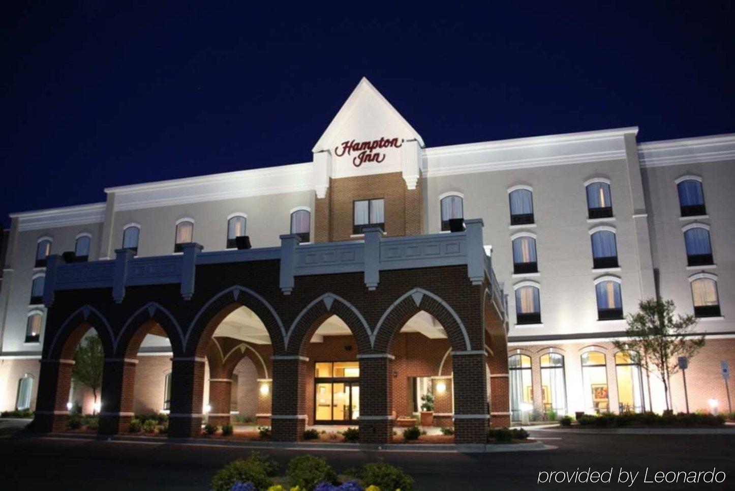 Hampton Inn Belmont At Montcross Exterior photo