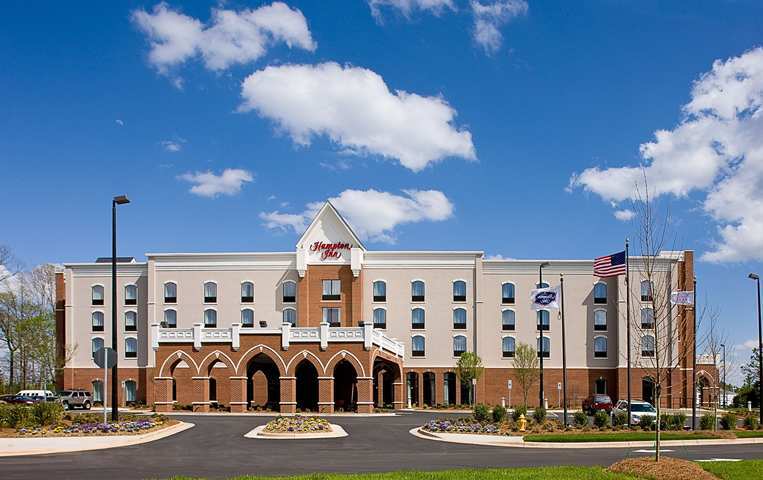 Hampton Inn Belmont At Montcross Exterior photo